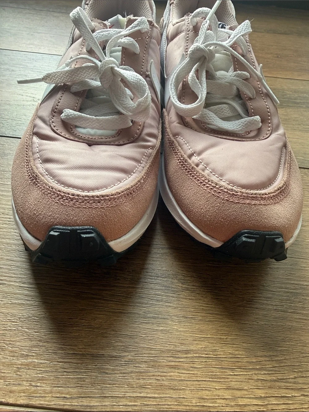 Nike Women's Dusty Pink Low-Top Sneakers Size 8.5